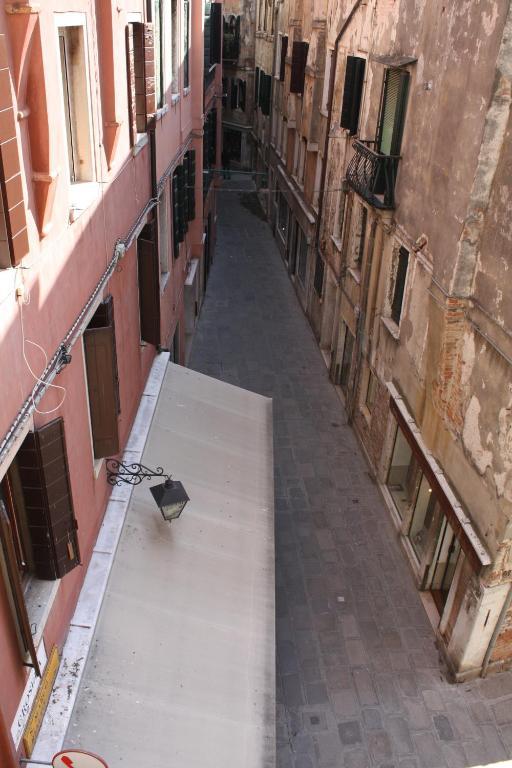 The Academy Hostel Βενετία Εξωτερικό φωτογραφία