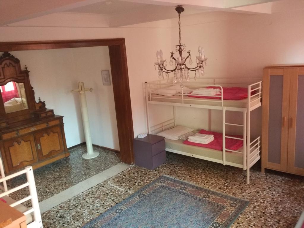 The Academy Hostel Βενετία Εξωτερικό φωτογραφία