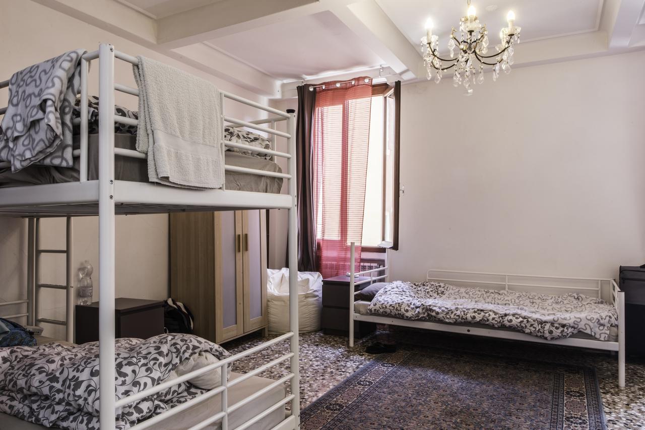 The Academy Hostel Βενετία Εξωτερικό φωτογραφία